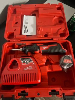 Milwaukee battery powered solder iron