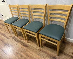 Solid Wood /new Upholstered Seat Dinning 4- Chair !!!