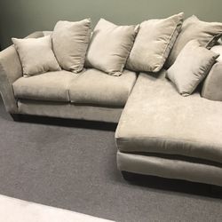 Couch With Chaise