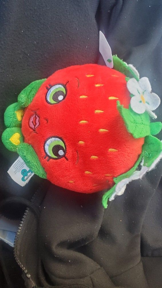 Vintage Moose Shopkins Strawberry Kiss Plush