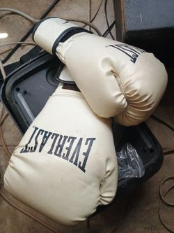 Boxing Gloves 