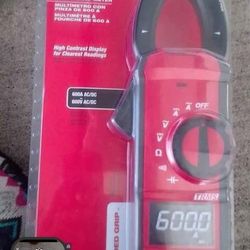 Milwaukee 600A Clamp Meter