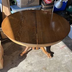Antique Claw Foot Table 