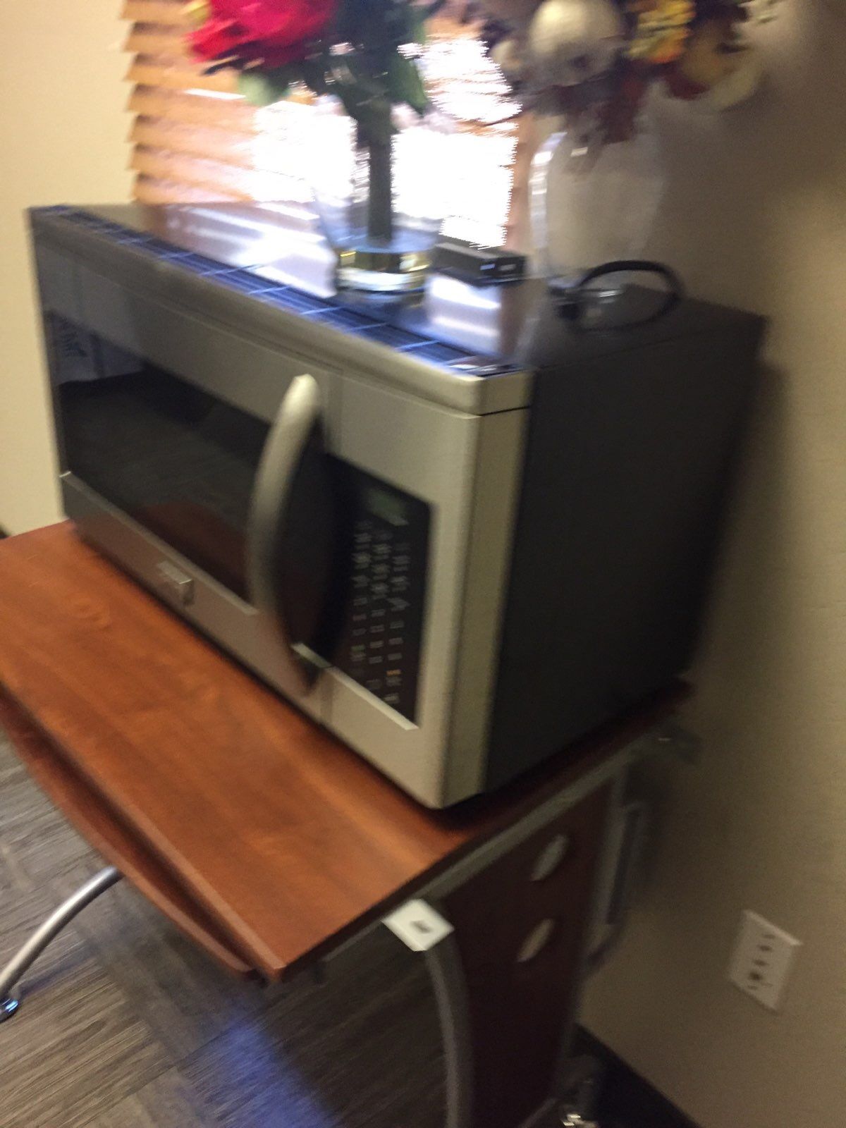 Range microwave in excellent condition. $100.00