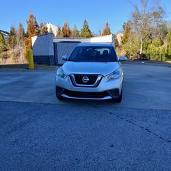 2020 Nissan Kicks