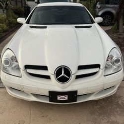 2007  Mercedes Slk 320 Convertible 6 Cylinder Hard Top Convertible 