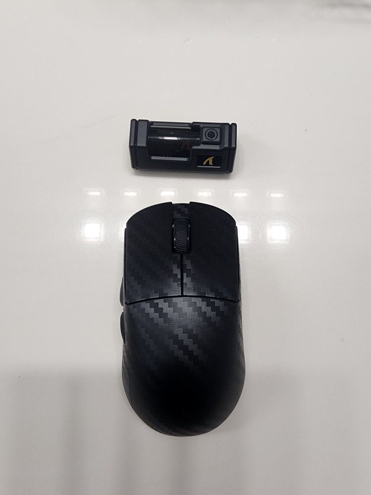 ATTACK SHARK R11 Ultra 8K Carbon Fiber Wireless Gaming Mouse For Sale