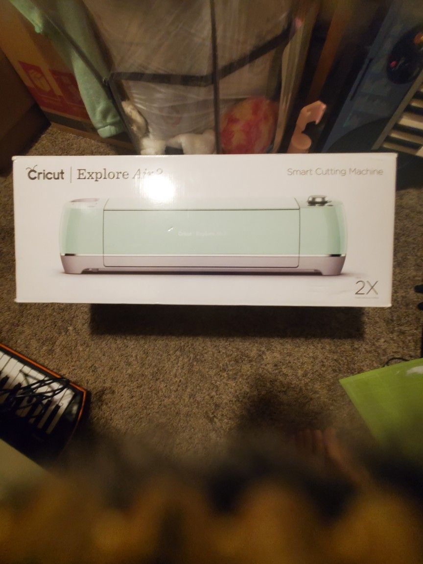 Cricut Explore Air 2 With Accessories 175 obo