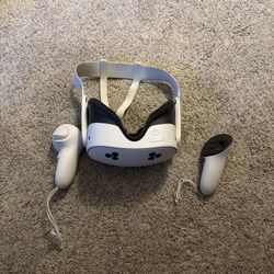 Meta Quest VR Headset