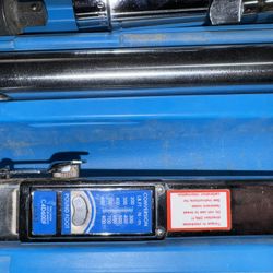 Torque Wrench Precision Instrument 3/4" Drive 600 Ib. ft. 