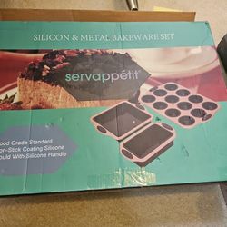 Silicone And Metal Bakeware Set