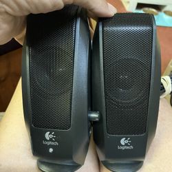 Logitech S120 4.4 Watt 2.0 Stereo Speakers For PC & Mac