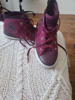 Converse guindas size 8 US