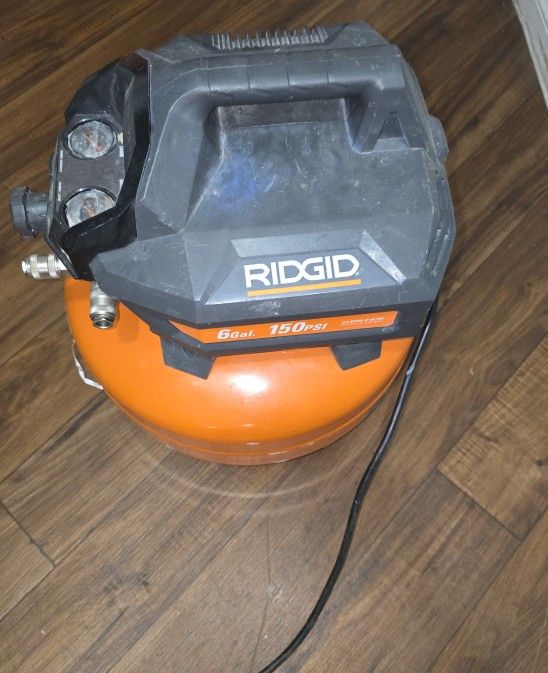 Rigid 5 Gallon Compressor