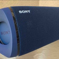 Sony XB43 