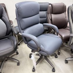 La-Z-Boy Aberdeen Ergonomic Bonded Leather Swivel Executive Chair, Dark Blue