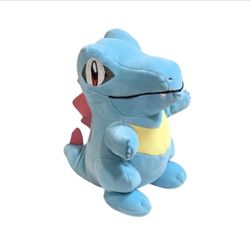 TOMY Pokémon Totodile Plush 8" Stuffed Animal Crocodile Blue Pokemon Kawaii