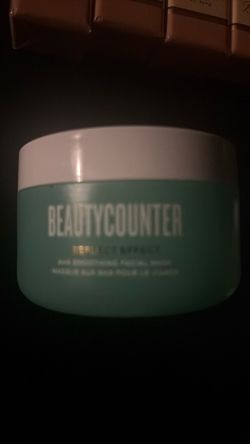 Beautycounter Resurfacing Facial Mask