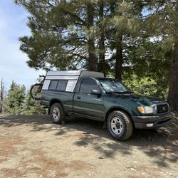 Lightweight Aluminum Camper Shell $200obo