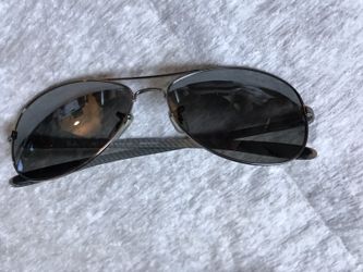 Ryban sun glasses $35 best offer , Spanish/ portuguese / English