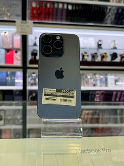 iPhone 15 Pro 128GB Unlocked Pre-owned