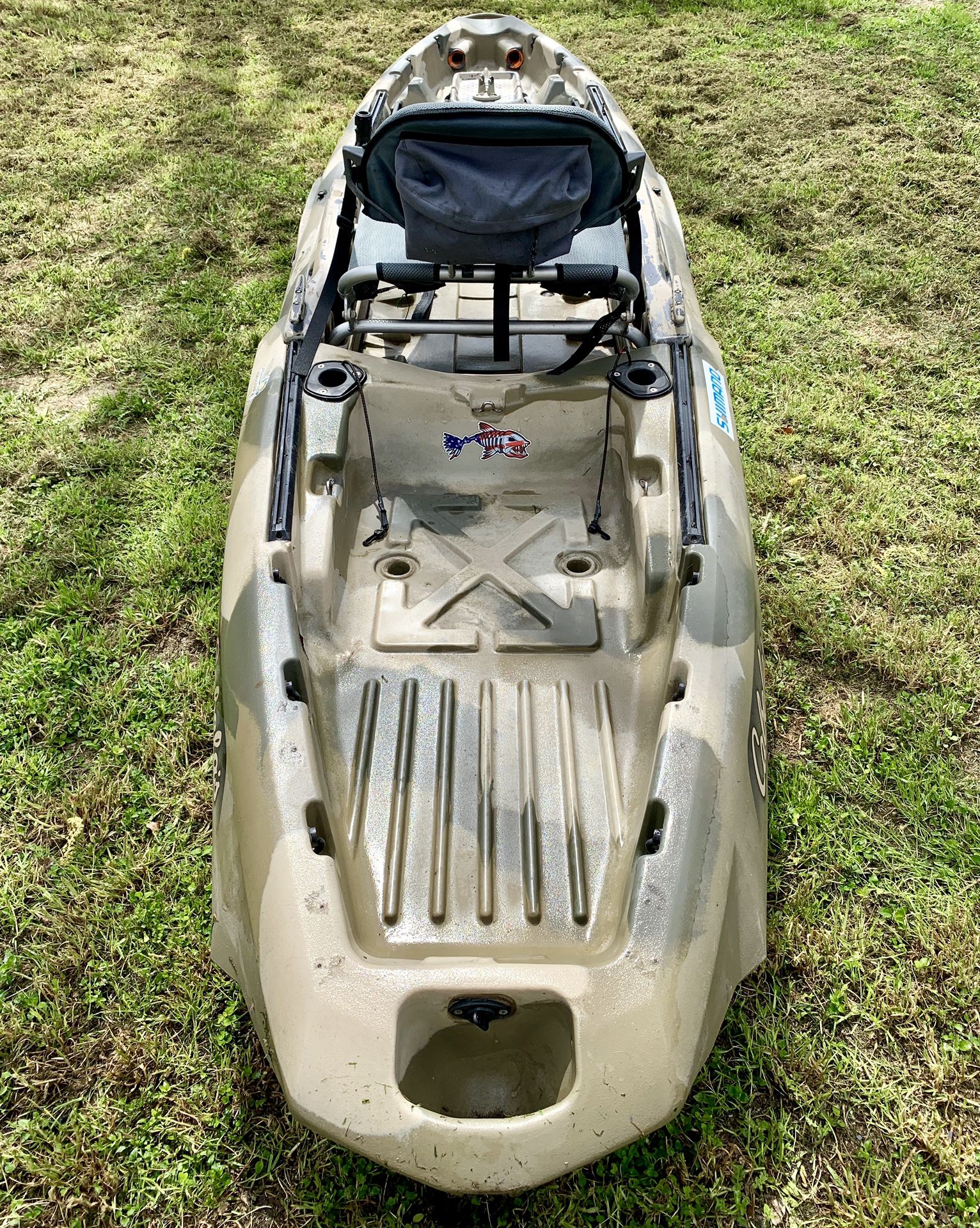 Cabelas Advanced angler 120 12’ kayak for Sale in Kyle, TX OfferUp