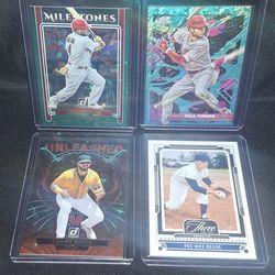NUMBERED LOT REESE /99, MOLINA /15,  TREA /199, WHITE /149