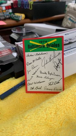 1974 Baltimore orioles trading card with signatures