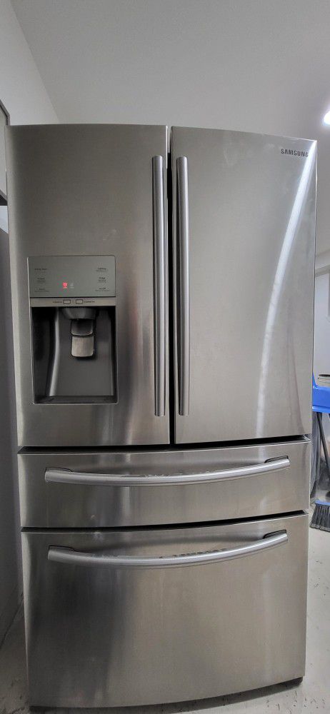 Large Samsung Refrigerator 36" Width 