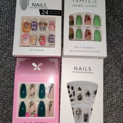 8 Pairs Of 24 Piece Press On Nails 