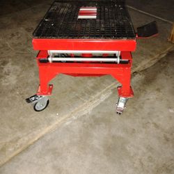 300 Lb Motorcycle Jack 