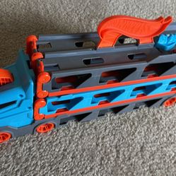 Hot Wheels Speedway Hauler Storage Carrier