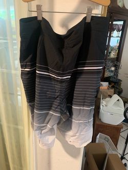 Men’s Trinity Board Shorts – Black/Gray Striped – Size 34