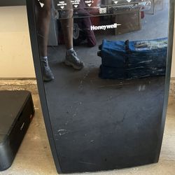 Portable AC, Dehumidifier & Fan