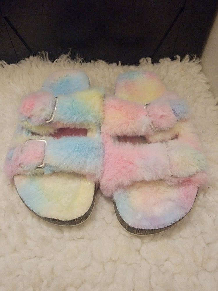 Wonder Nation Two-Buckle Faux Fur Footbed Tie-Dye Slippers Size 5-6