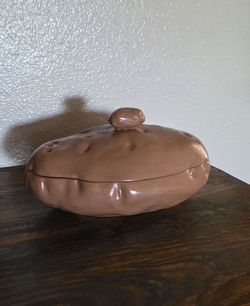 Vintage Ceramic Baked Potato Serving Dish with Lid, Retro Kitchen Decor, Spud Lover Gift