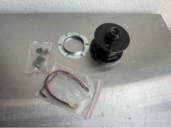 black aluminum 6 bolt pattern steering wheel hub adapater kit compatible with 84-04 mustang/ 84-86 Ranger Thunderbird