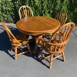 Round Oak Claw Foot/ball Table 6 Chairs