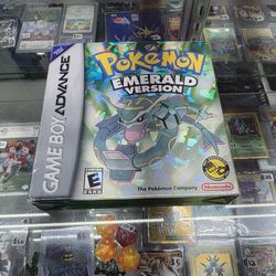 Pokemon Emerald Version Nintendo Game Boy Advance GBA Complete in Box 