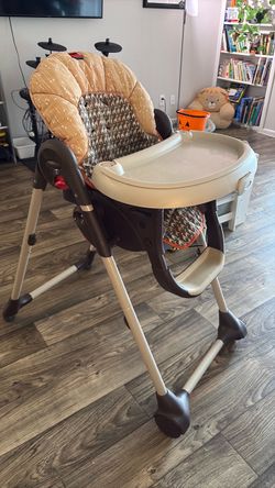 Safari Highchair