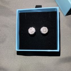 1/10 CTW DIAMOND STERLING SILVER EARRINGS