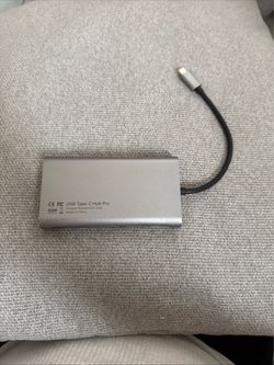 Usb type c hub pro