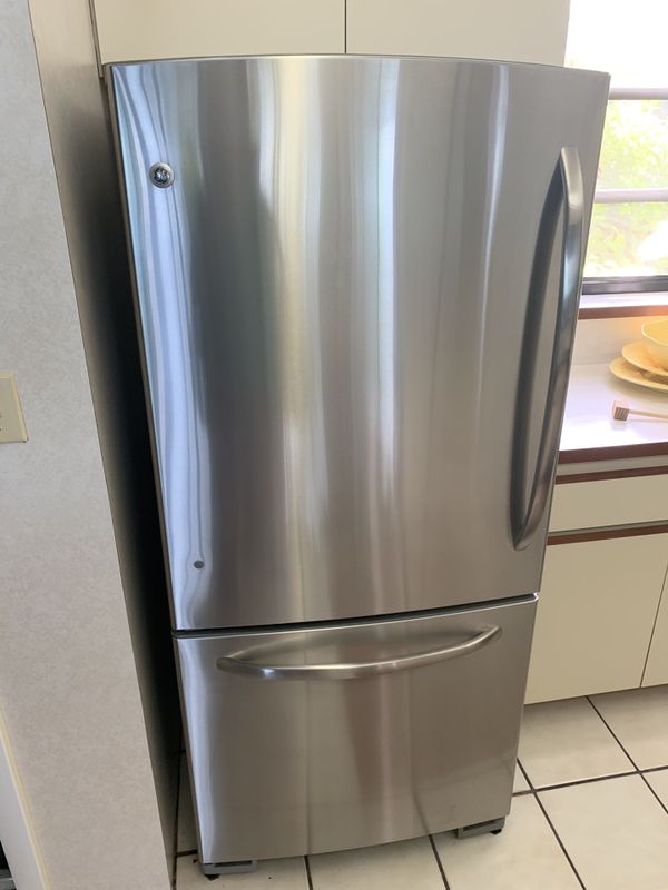 $100 each (refrigerator, stove, microwave, dishwasher, freezer) (Thursday 12/12 only) stainless