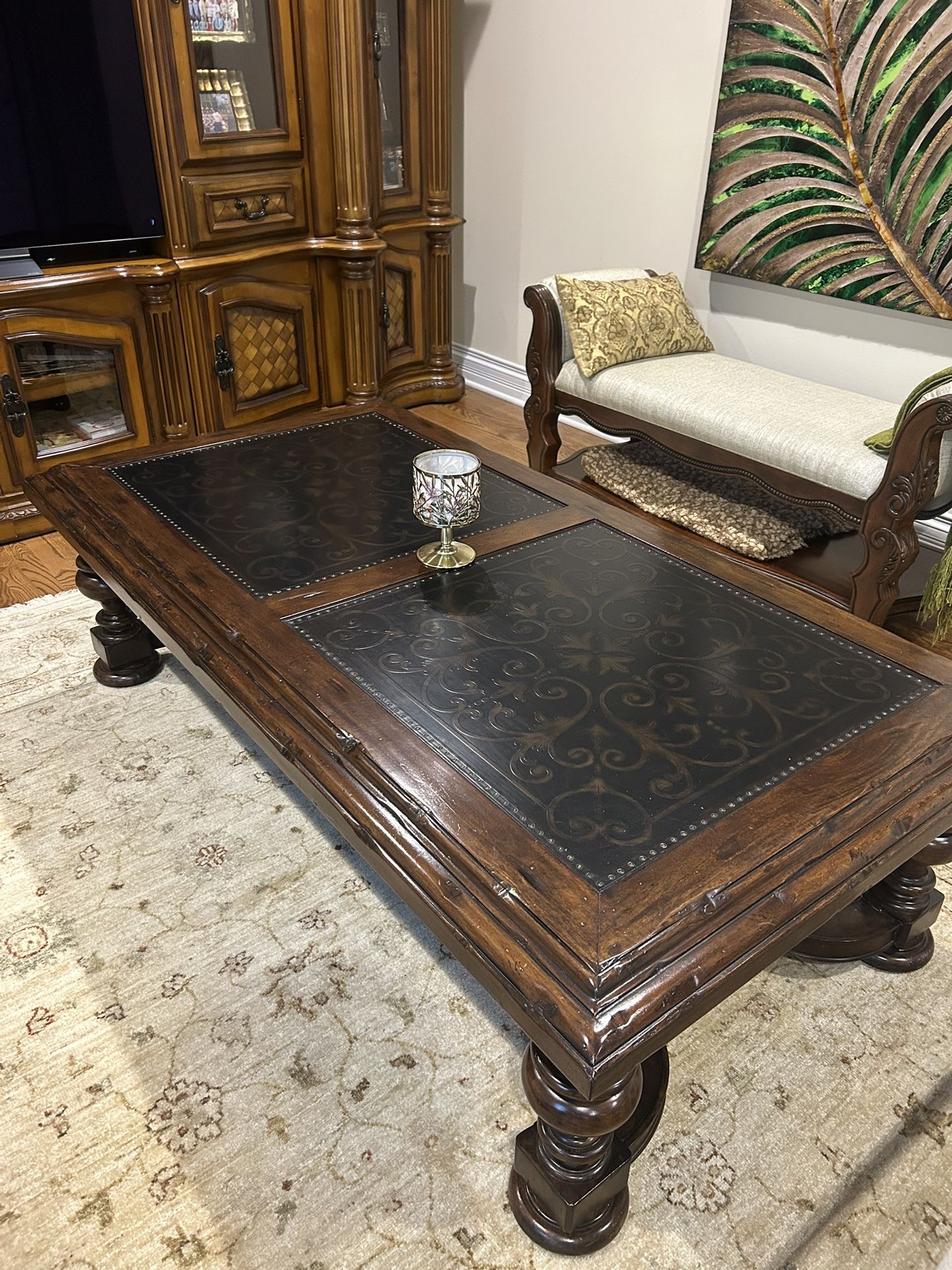 Coffee Table Bernhardt With Two End Tables