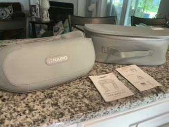 Naipo oCuddle Shoulder Massager with Carrying Case new condition