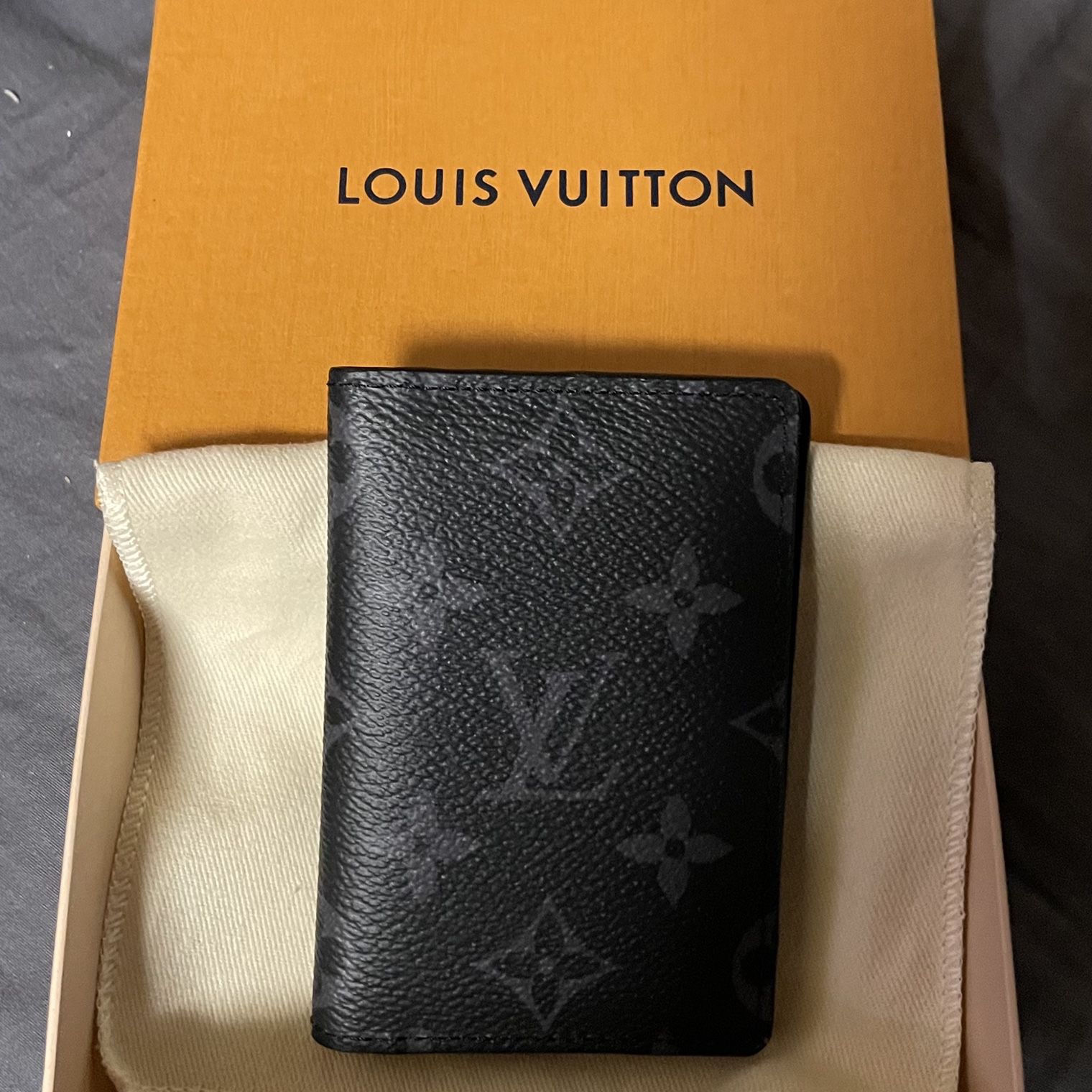 Louis Vuitton LV A4 Rare File Folder Agenda Card Holder Organizer Work  Folder Notebook Monogram for Sale in Long Beach, CA - OfferUp