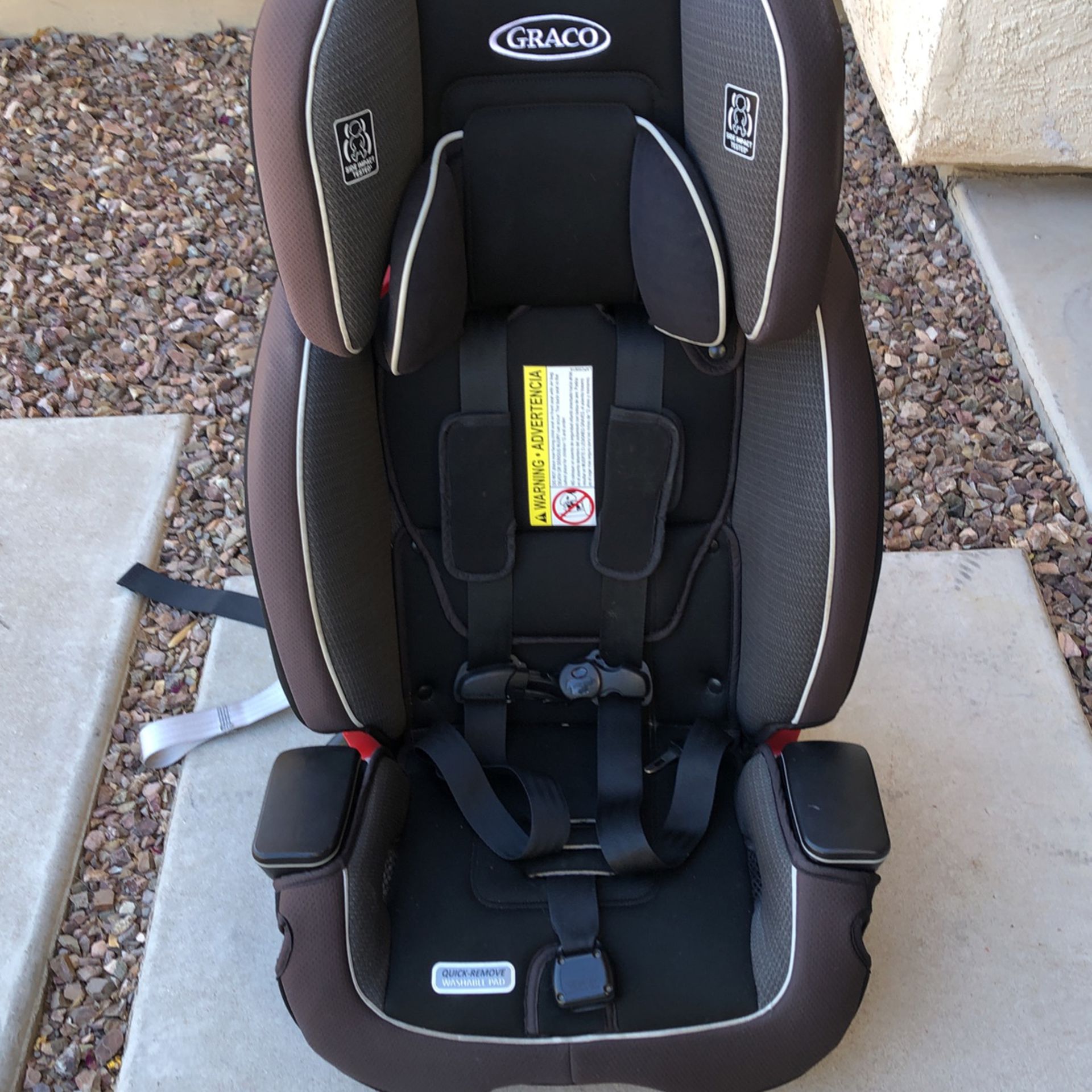 Graco Milestone in Car Seat With Adjustable Headrest, Toddler Infant  Gotham Fashion for Sale in Chandler, AZ OfferUp