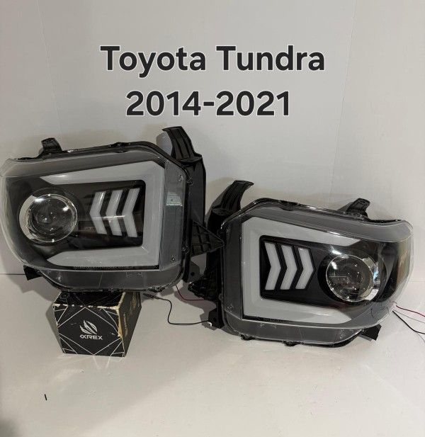 Toyota Tundra 2014-2021 Headlights 