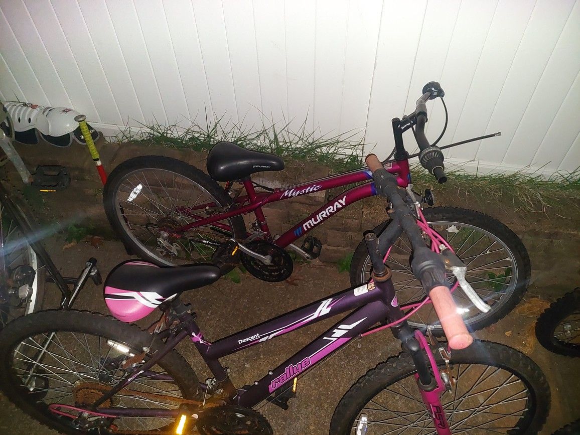 4 Mountain Bike's, Chopper Sting Ray, X GAMES, All 6 Bike's Sold Together $80