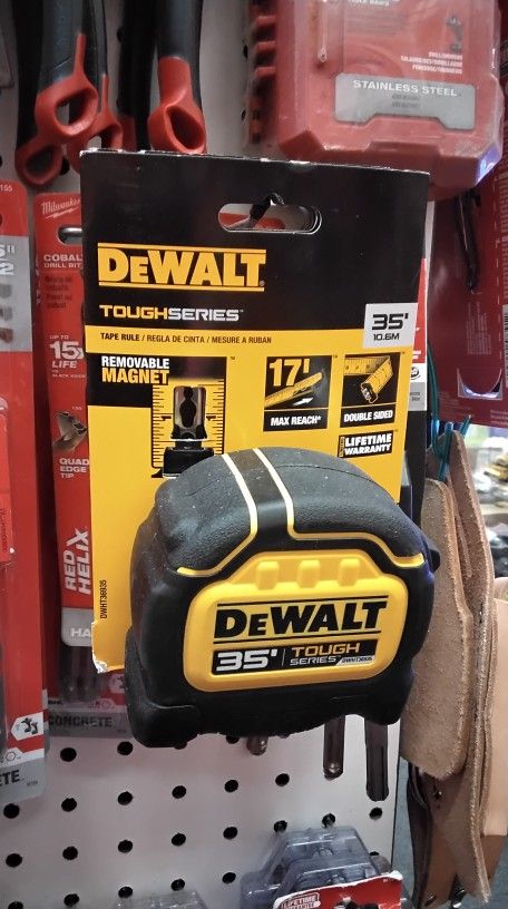 DEWALT 35' 1O.6M TOUGH SERIES 10.6M TAPE RULE